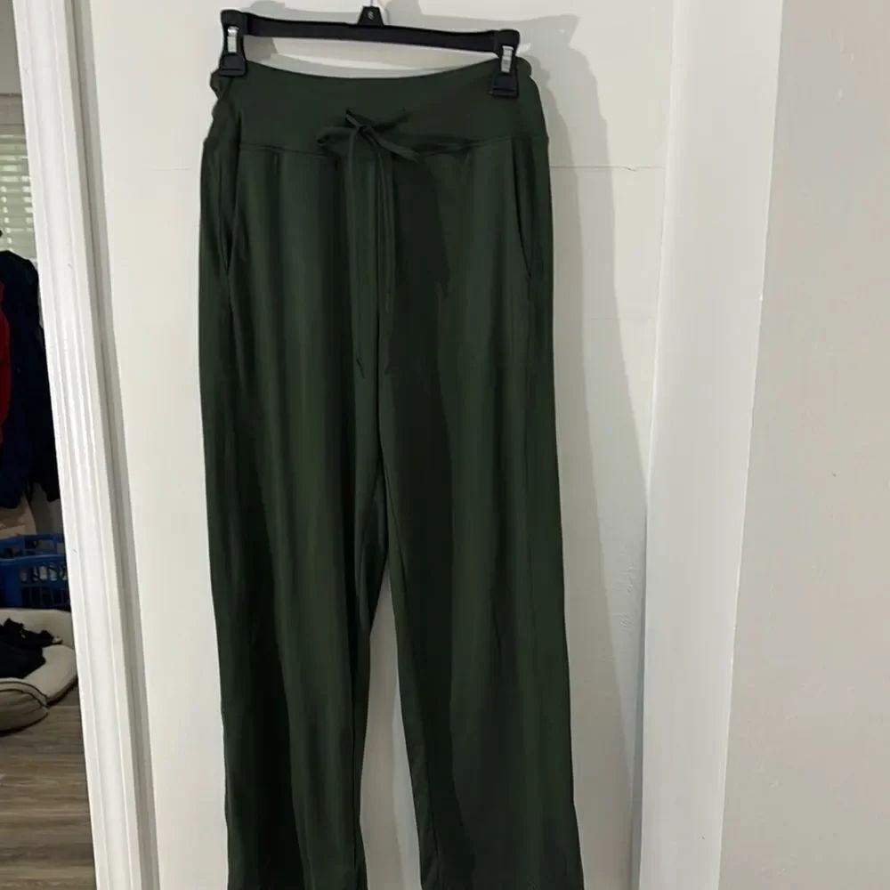 Senita Athletics Dark Green Wide Leg Pants Size S